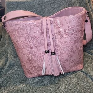 Meitrue, large floral purse, magnetic  snap closure w/ tassles, faux leather